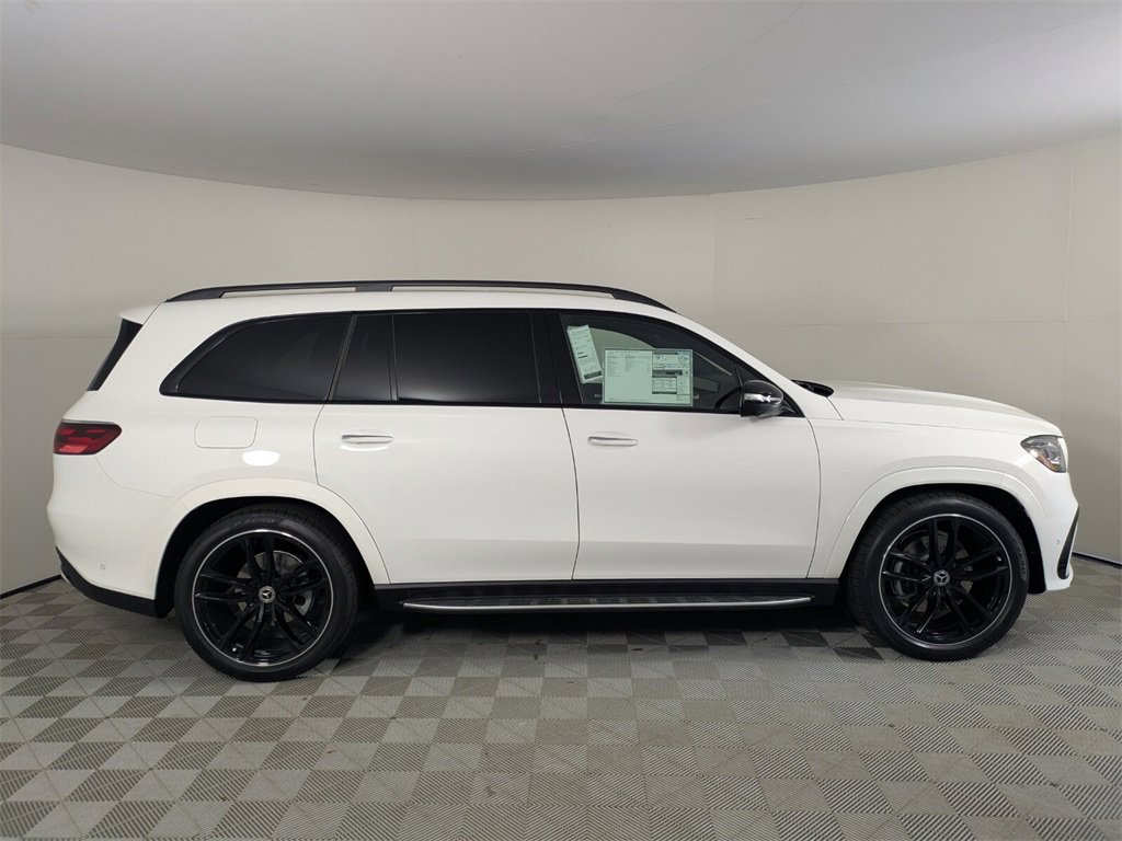 New 2026 Mercedes-Benz GLS 580 4MATIC image 3