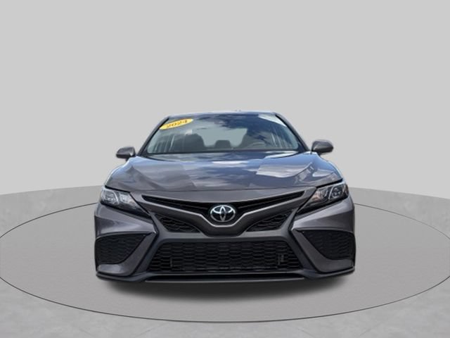 Used 2024 Toyota Camry SE FWD image 2