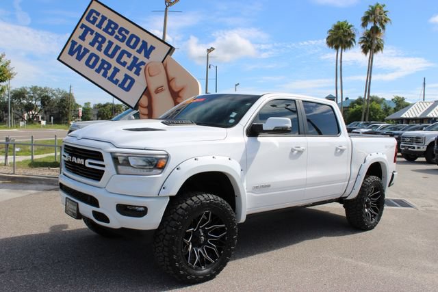 Used 2023 RAM 1500 Laramie AWD/4WD image 1