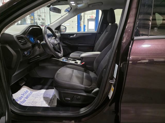 Used 2023 Ford Escape Active w/ Tech Pack #2 image 4