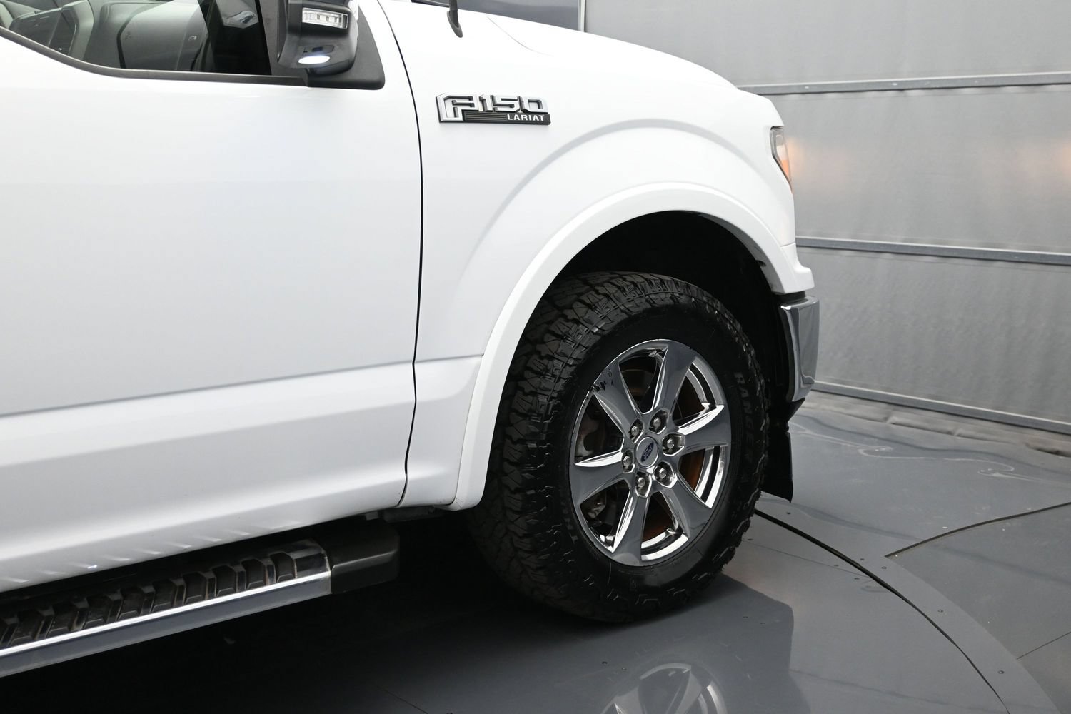 Used 2018 Ford F150 Lariat RWD image 48