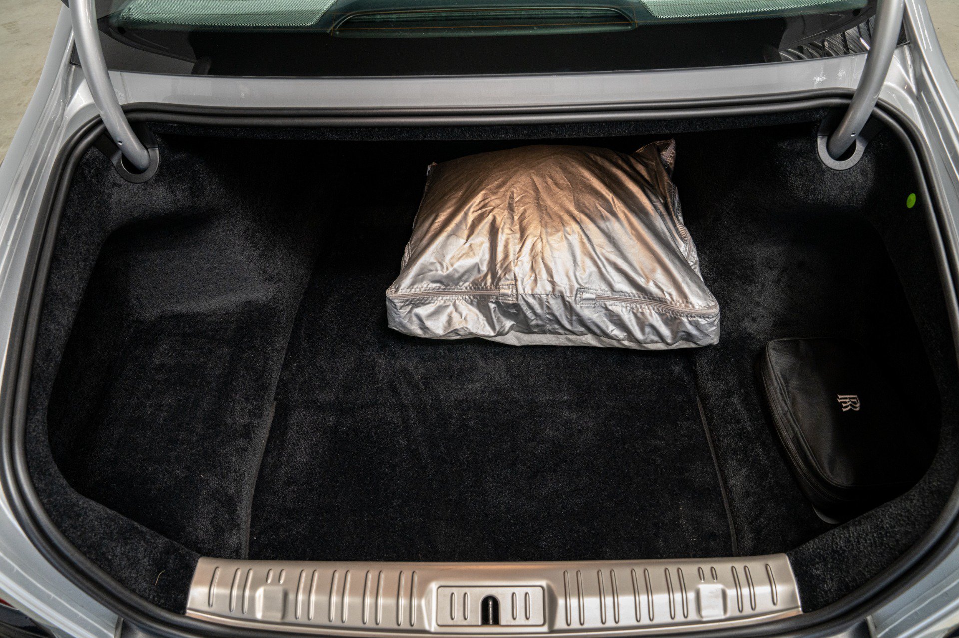 Used 2020 Rolls-Royce Ghost RWD image 18