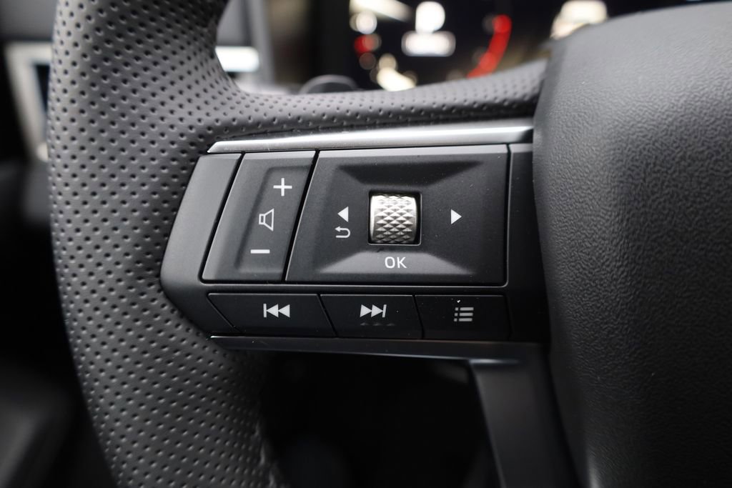 New 2025 Mitsubishi Outlander SE image 60