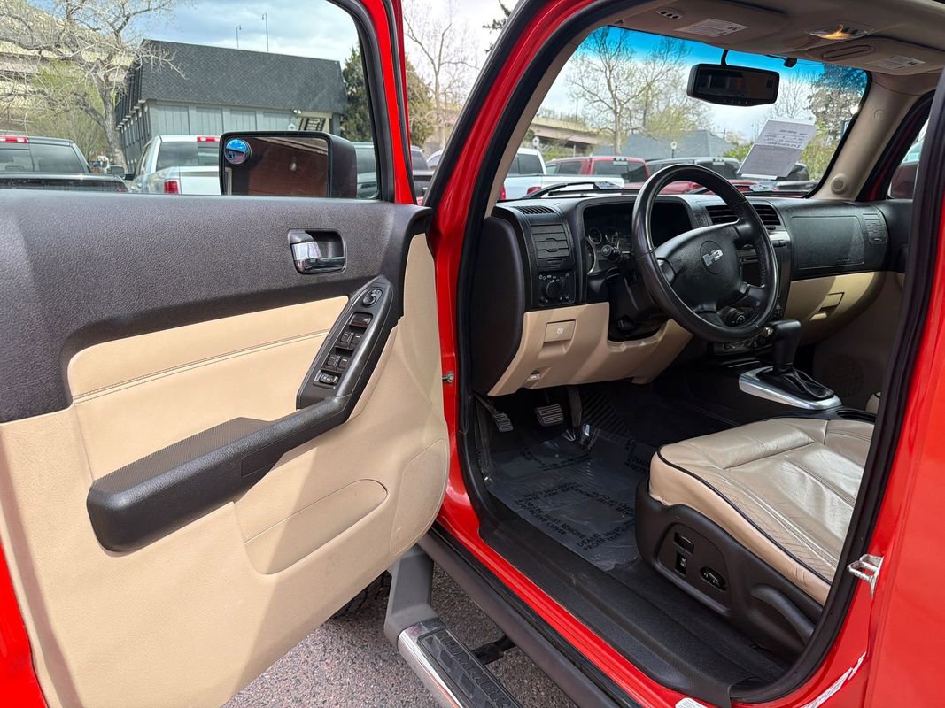 Used 2009 HUMMER H3T Luxury image 8