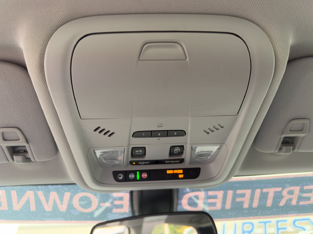 Used 2019 Chevrolet Equinox LT AWD/4WD image 32