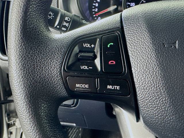 Used 2016 Kia Rio LX FWD image 9