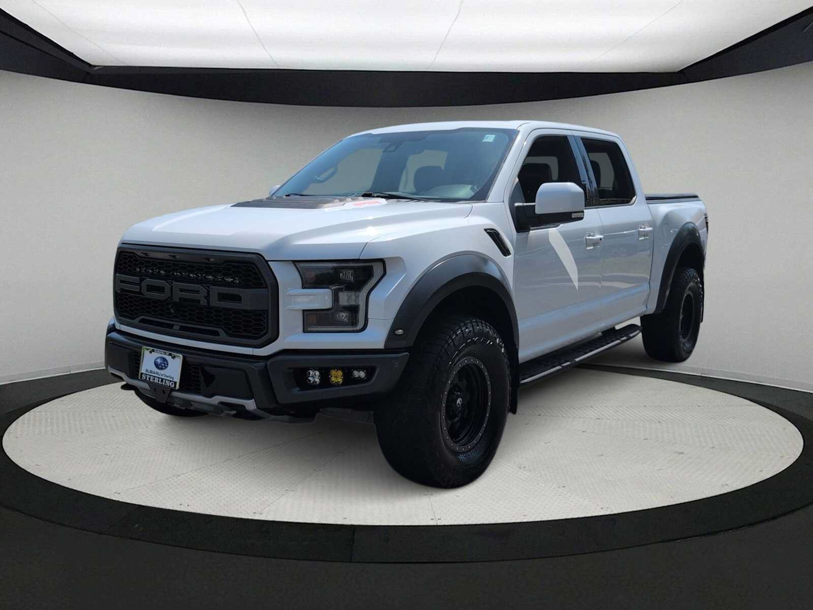 Used 2017 Ford F150 Raptor w/ Equipment Group 802A Luxury AWD/4WD image 4