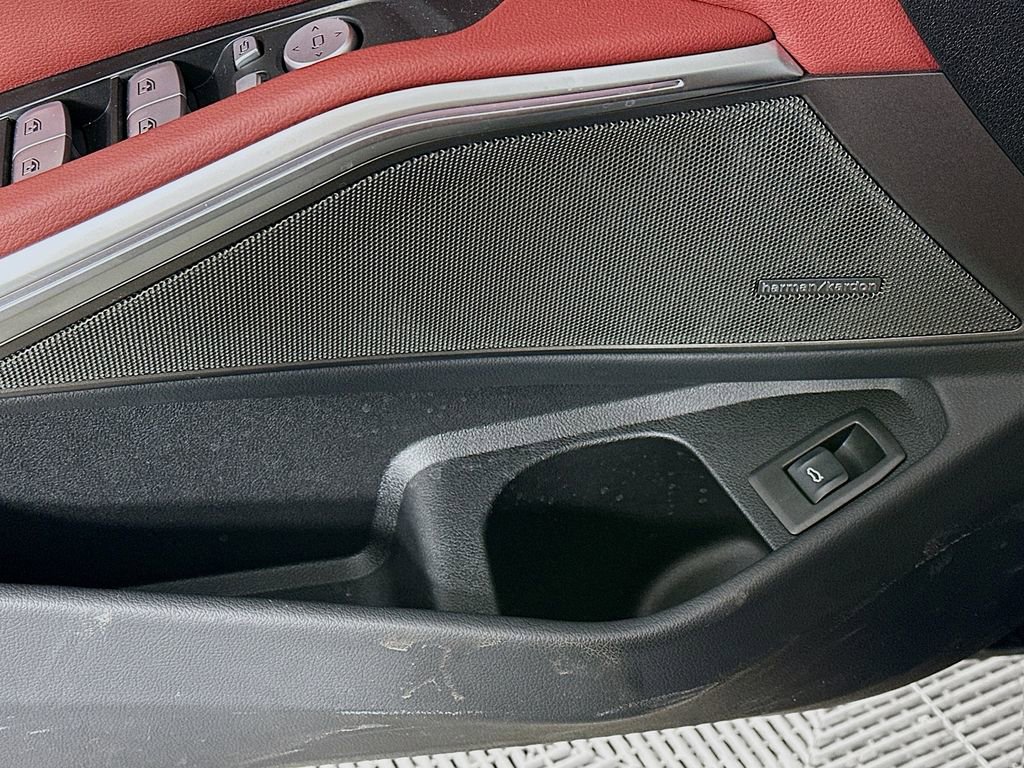 Used 2025 BMW 330i xDrive Sedan w/ Premium Package image 25