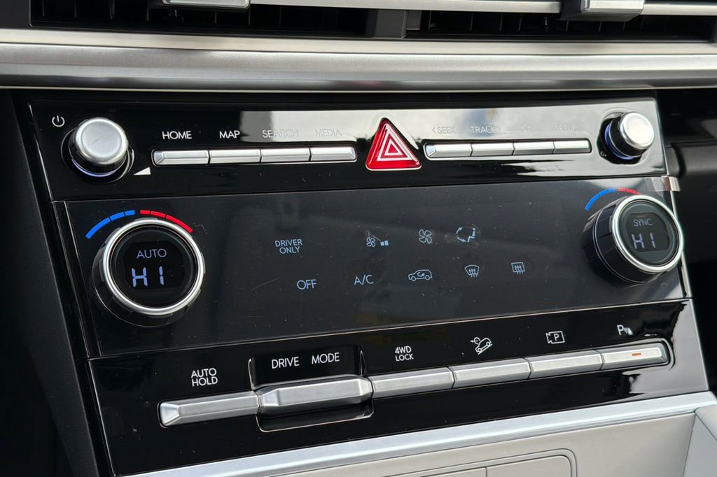 New 2026 Hyundai Santa Fe SE image 18