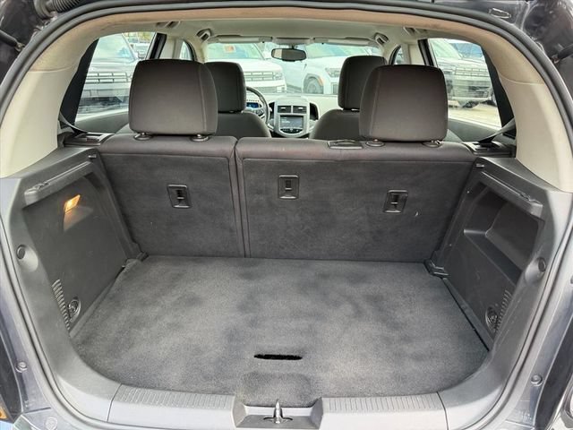 Used 2015 Chevrolet Sonic LT FWD image 18