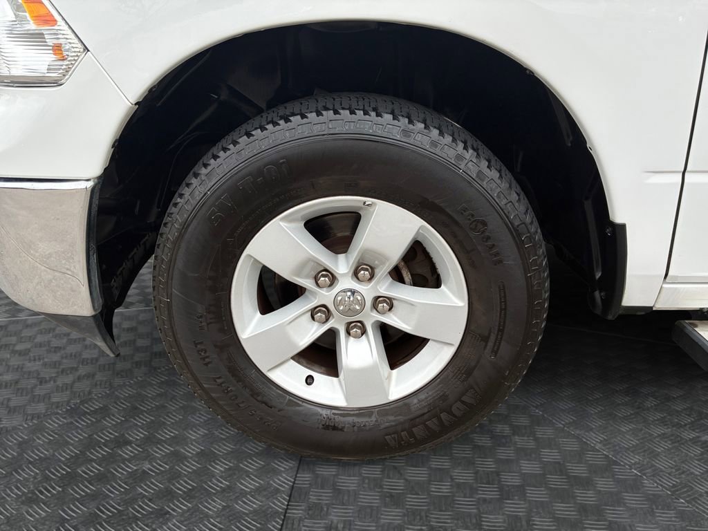 Used 2022 RAM 1500 Classic SLT image 23