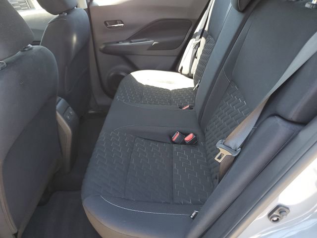 Used 2023 Nissan Kicks SV FWD image 13