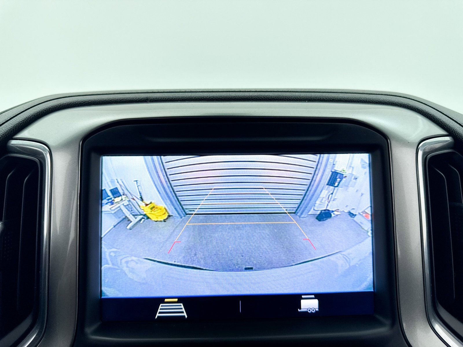 Used 2020 Chevrolet Silverado 1500 LT w/ All-Star Edition image 27