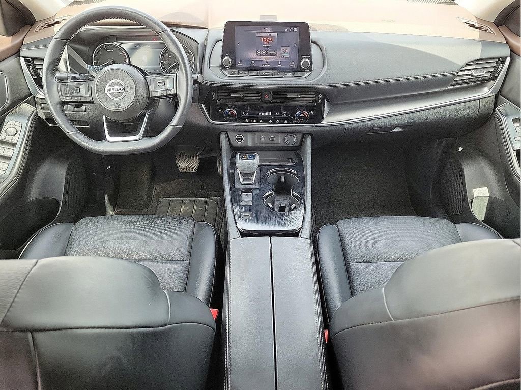 Used 2021 Nissan Rogue SV w/ Premium Package image 11