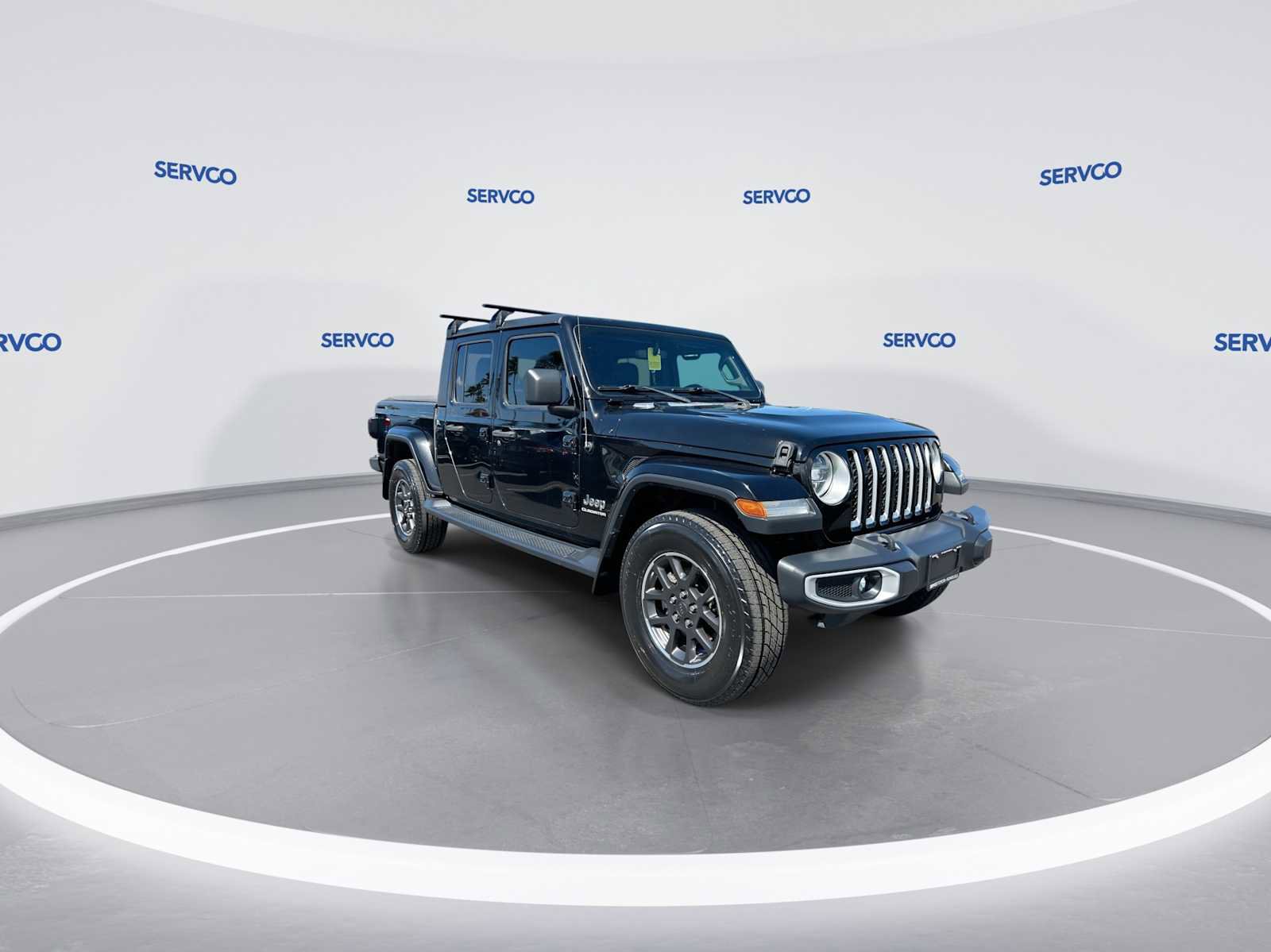Used 2020 Jeep Gladiator Overland AWD/4WD image 2