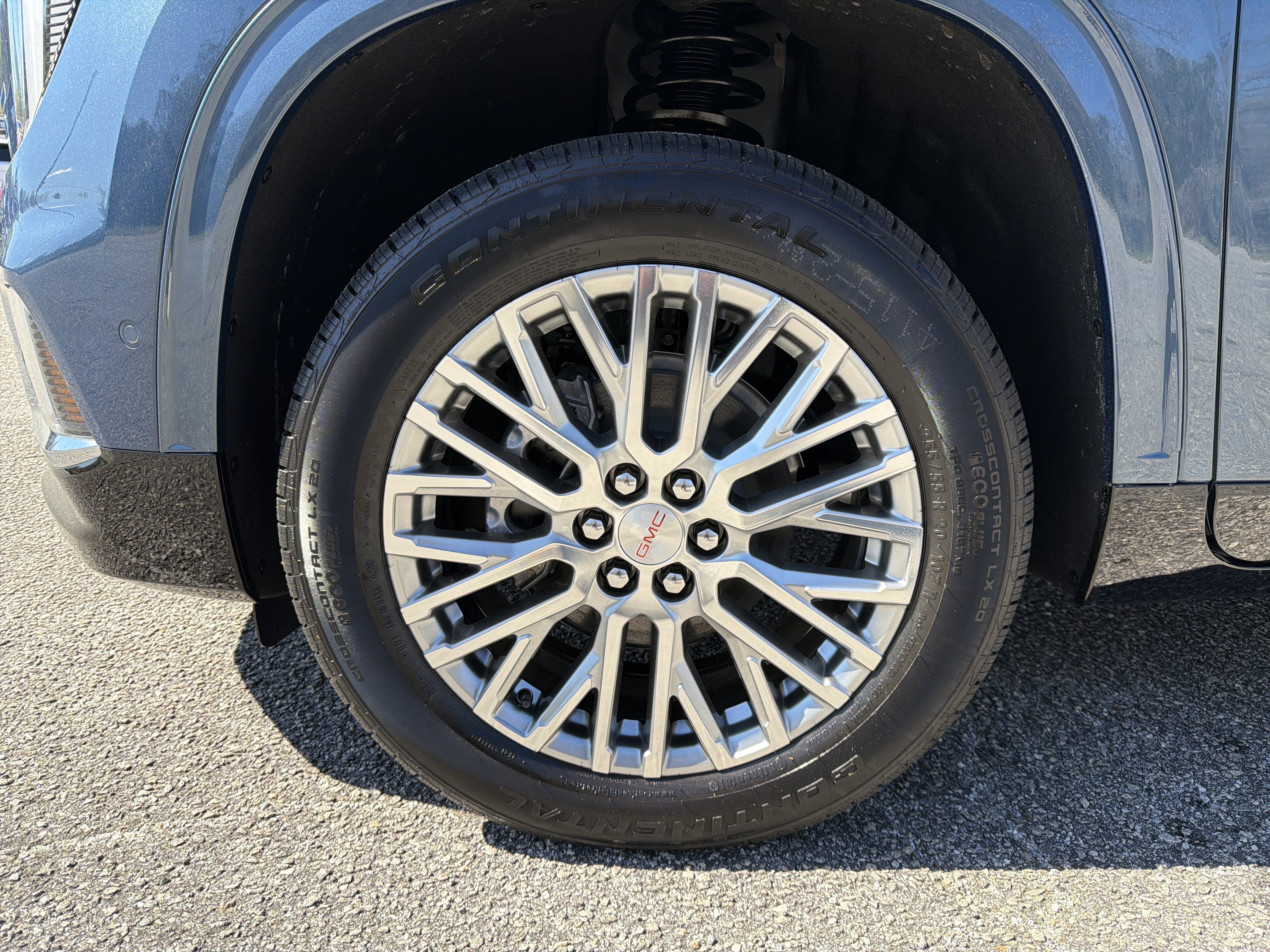 New 2026 GMC Acadia Denali w/ Super Cruise Package image 14