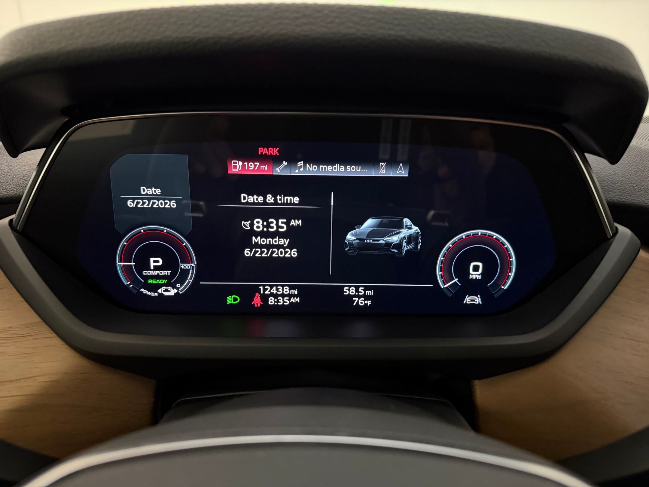 Used 2023 Audi e-tron GT Premium Plus AWD/4WD image 16