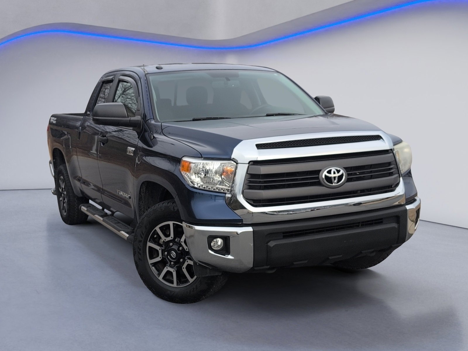 Used 2014 Toyota Tundra SR5 image 2