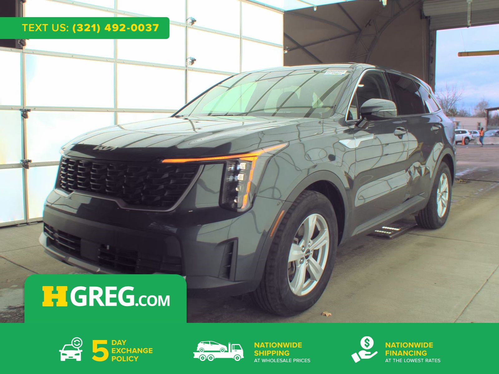 Used 2024 Kia Sorento LX image 1