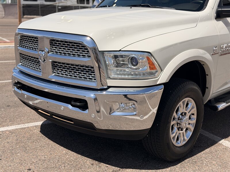 Used 2018 RAM 2500 Laramie AWD/4WD image 15