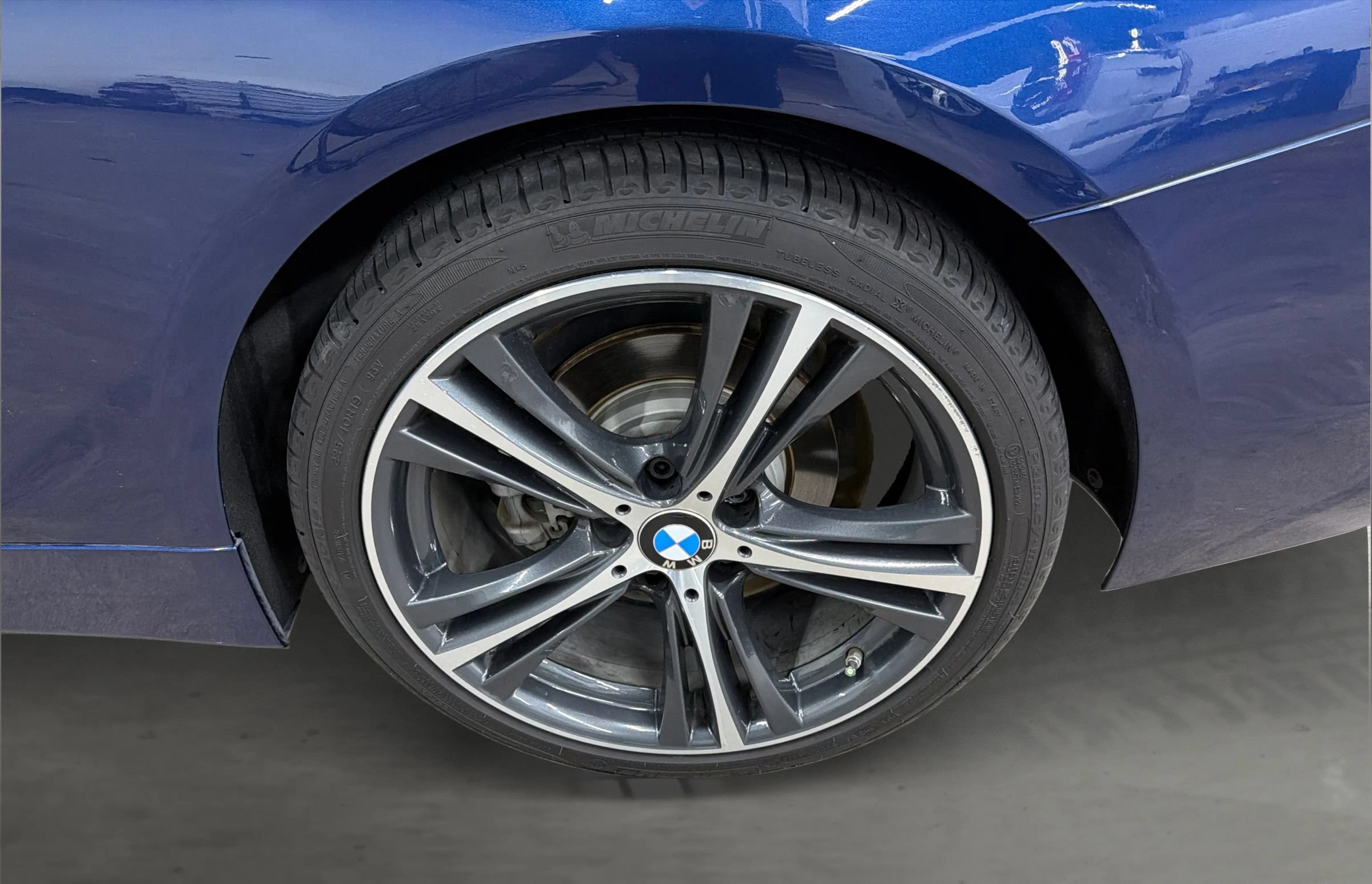 Used 2020 BMW 430i Coupe w/ Executive Package RWD image 49