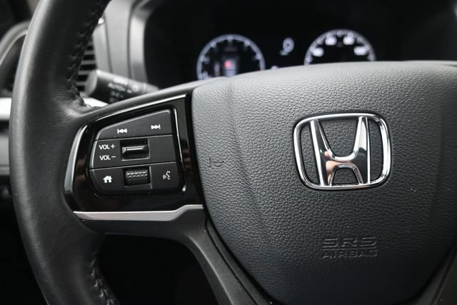 Used 2025 Honda Odyssey EX-L image 29
