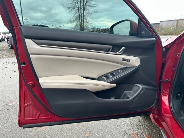 Used 2018 Honda Accord EX-L image 18