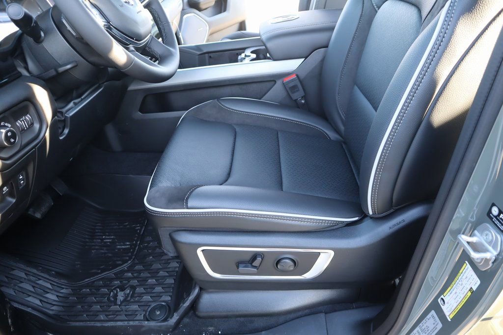 New 2026 RAM 1500 Laramie w/ Night Edition image 12