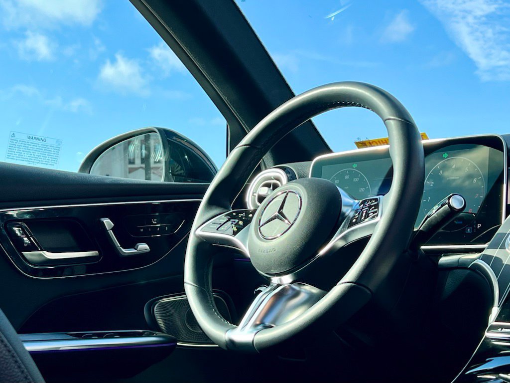 Used 2026 Mercedes-Benz GLC 300 4MATIC image 11