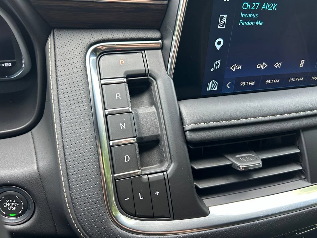 Used 2024 Chevrolet Tahoe Premier w/ Advanced Technology Package AWD/4WD image 33