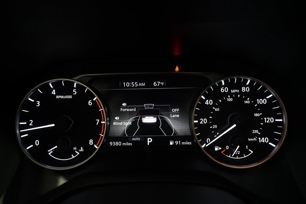 Certified 2025 Nissan Rogue SV image 2