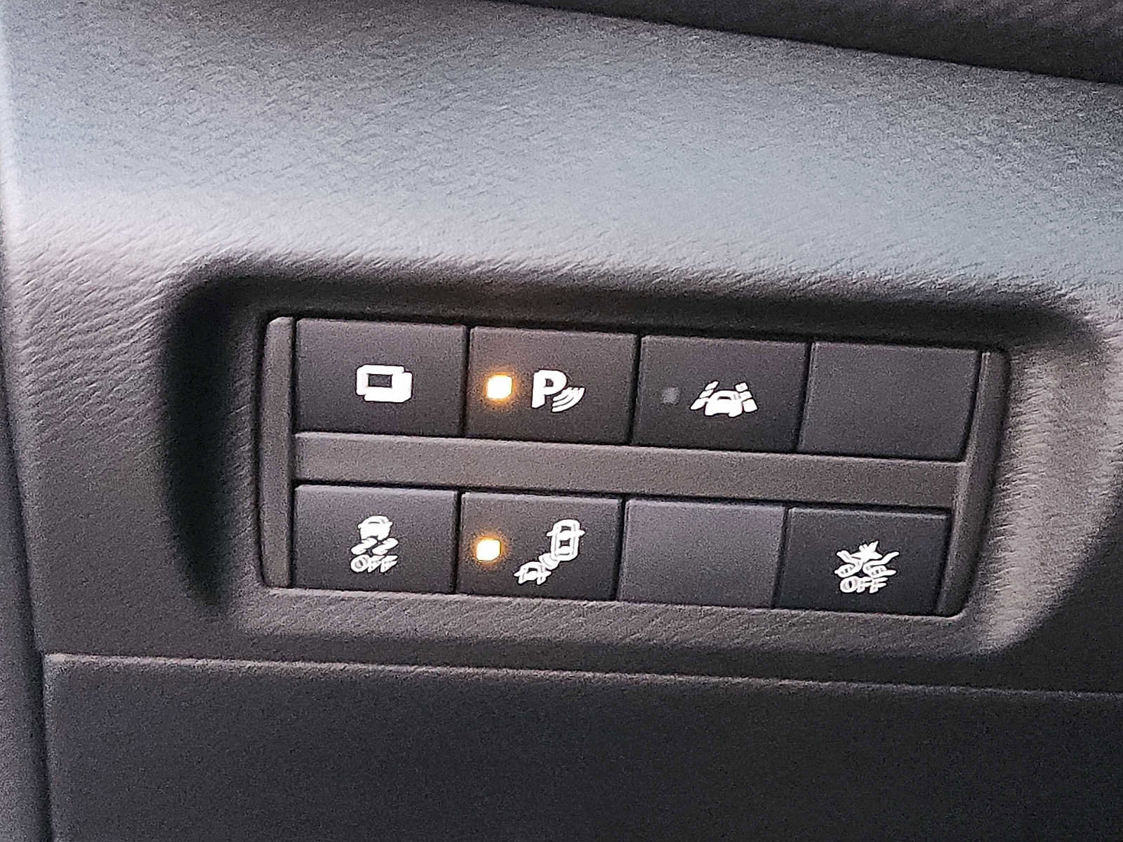 Used 2023 Nissan Kicks S image 24