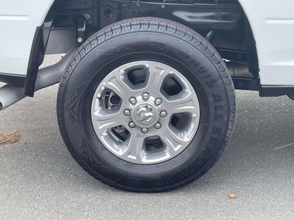 Used 2024 RAM 2500 Big Horn AWD/4WD image 7