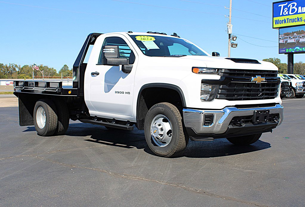 Used 2024 Chevrolet Silverado 3500 W/T w/ Snow Plow Prep Package image 3