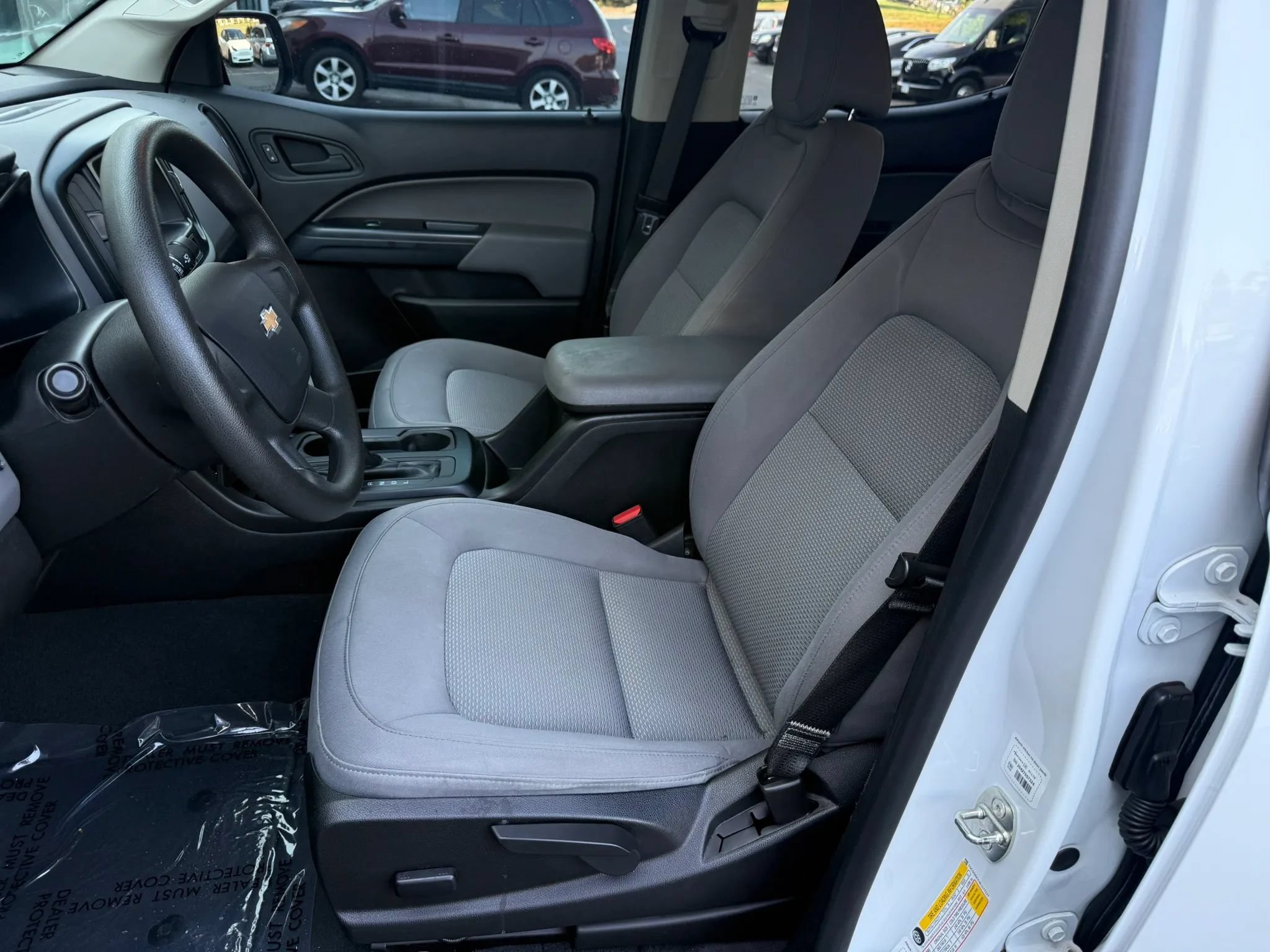 Used 2019 Chevrolet Colorado W/T RWD image 23