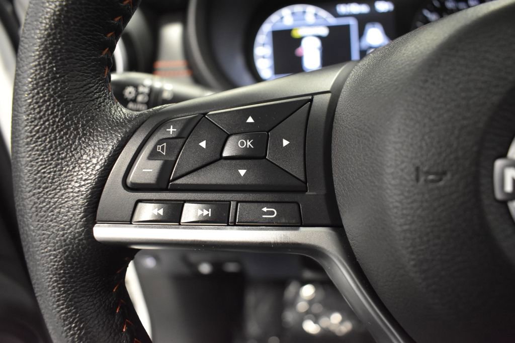 Certified 2022 Nissan Kicks SR w/ Interior Electronics Package FWD image 24