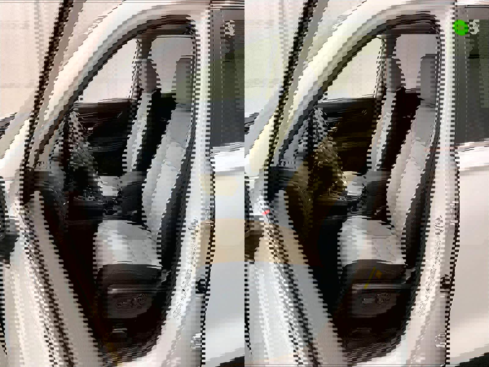 Used 2023 Honda CR-V EX image 10