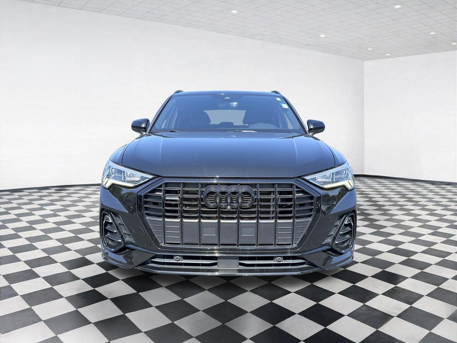 Used 2023 Audi Q3 2.0T Premium Plus AWD/4WD image 7