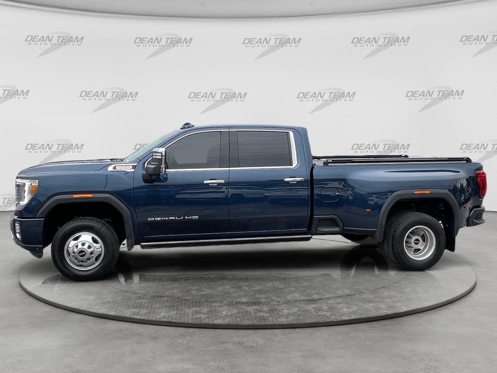 Used 2022 GMC Sierra 3500 Denali w/ Denali Ultimate Package AWD/4WD image 4