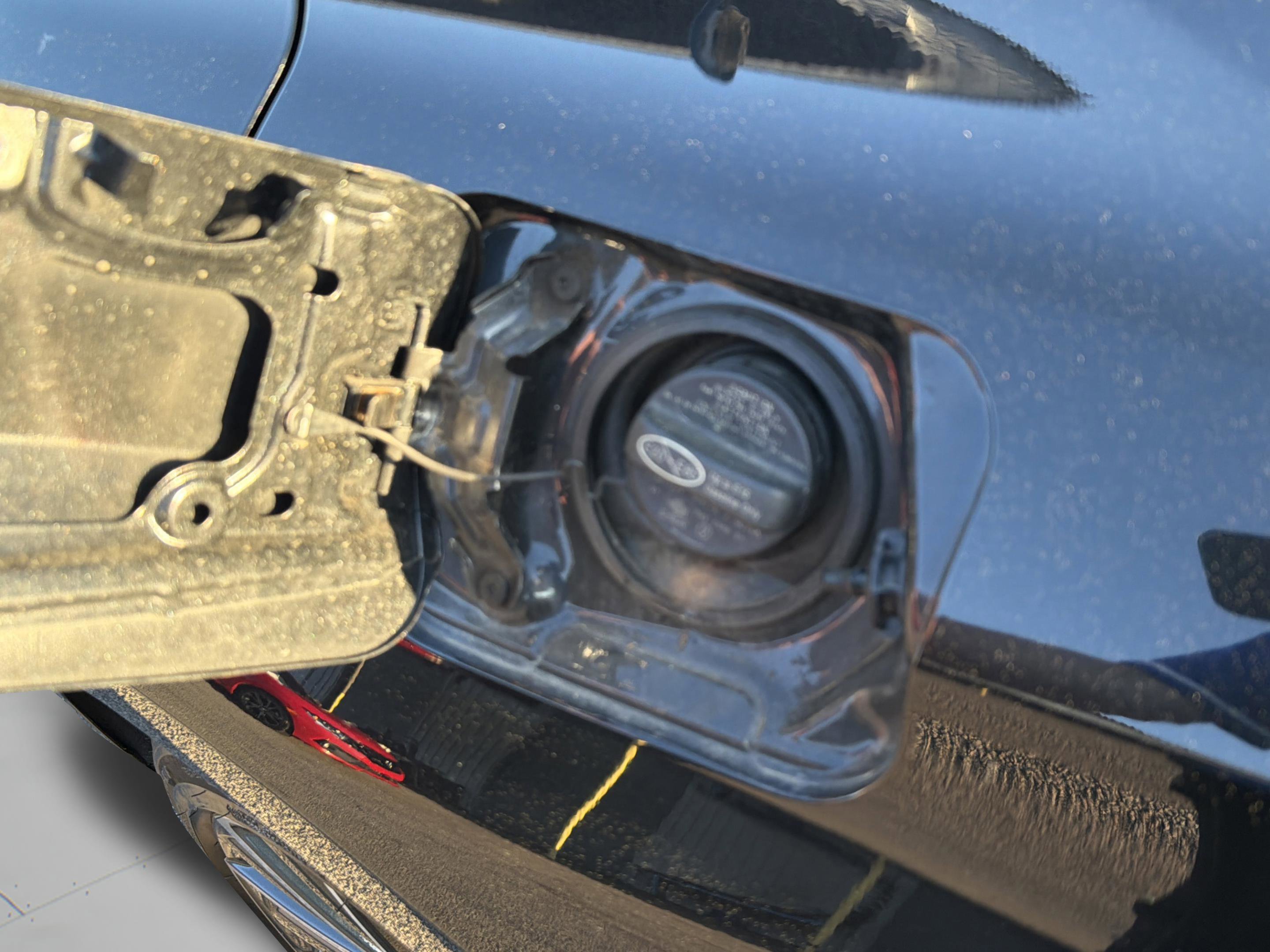 Used 2024 Lexus ES 350 w/ Premium Package image 24