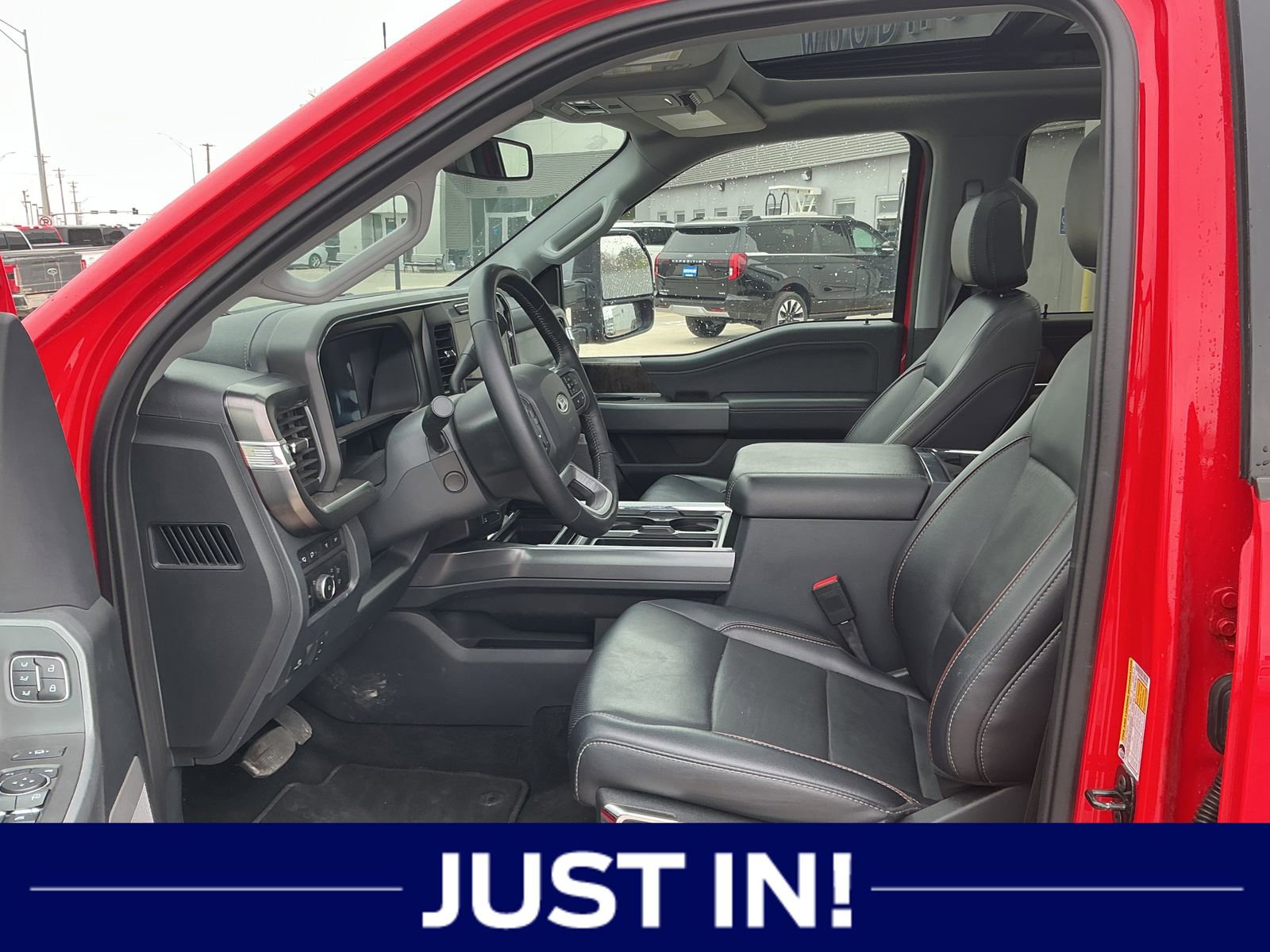 Used 2024 Ford F250 Lariat w/ Black Appearance Package AWD/4WD image 5