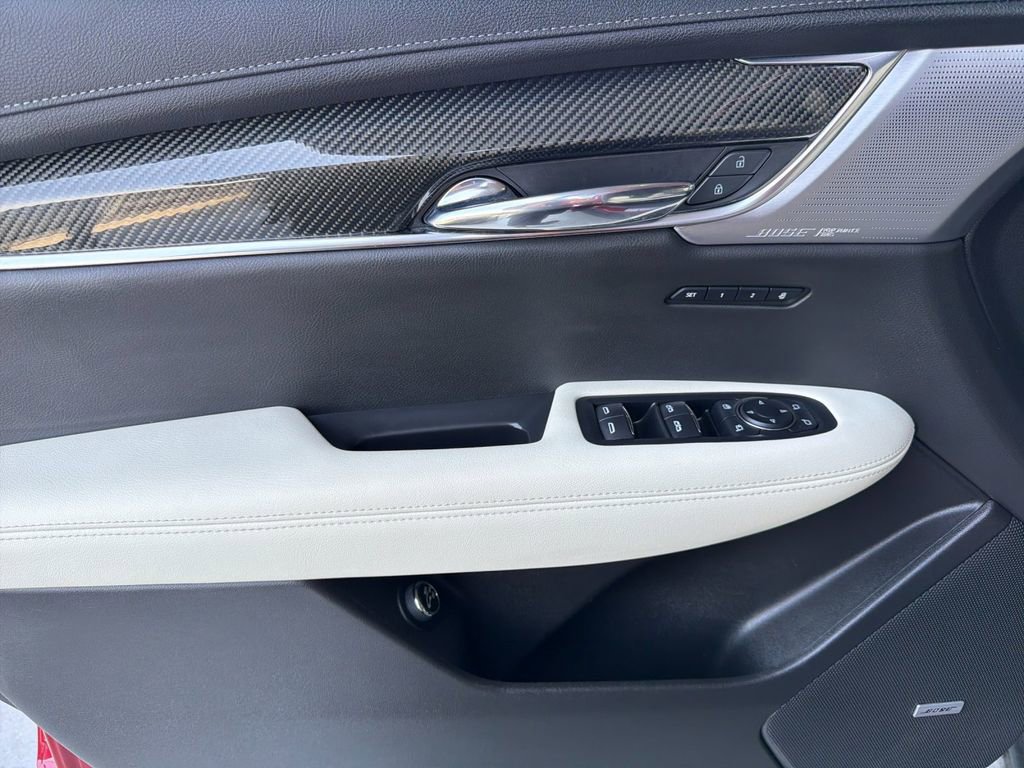 Used 2020 Cadillac XT6 Sport AWD/4WD image 11