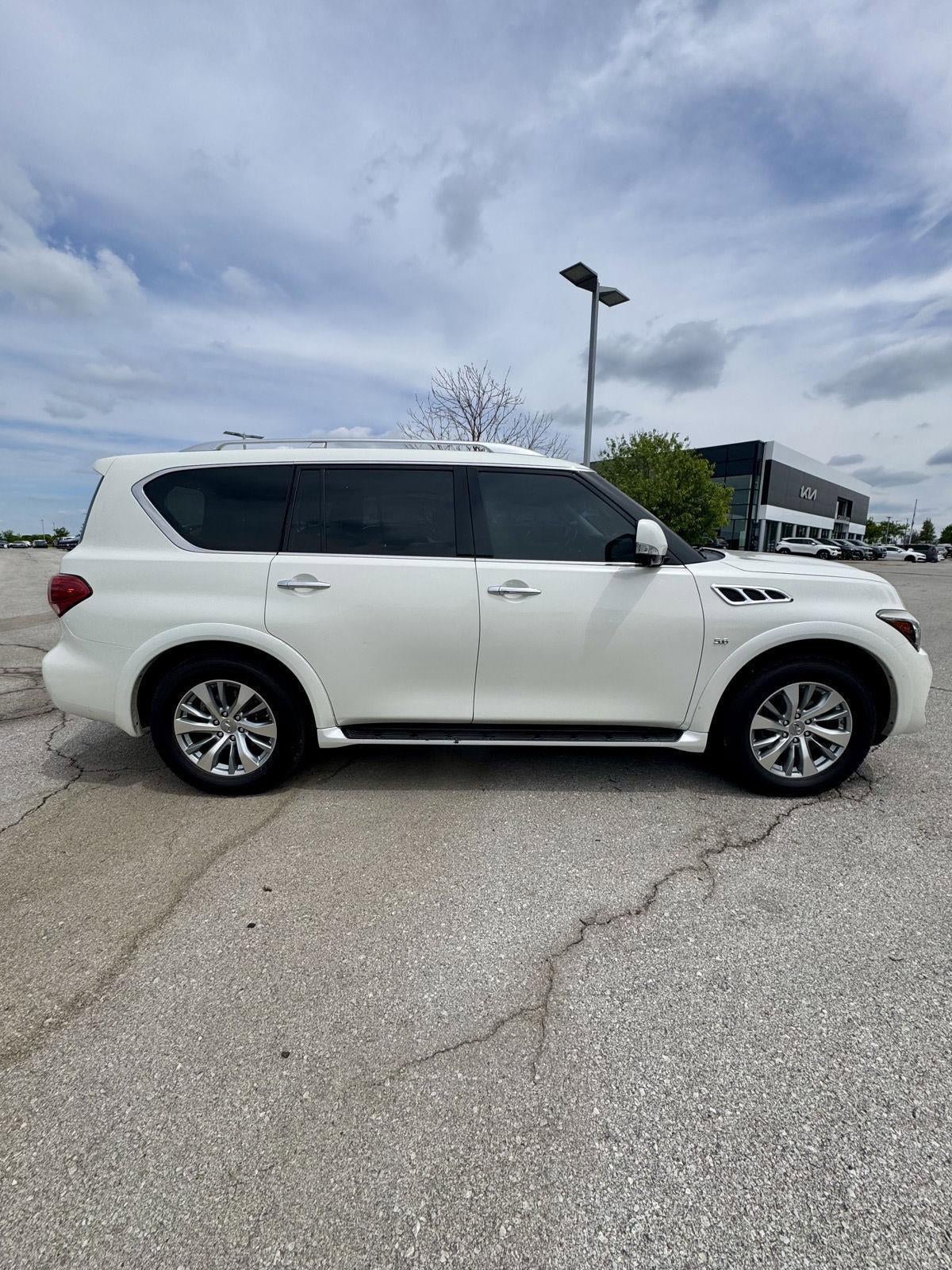 Used 2016 INFINITI QX80 4WD w/ Driver's Assistance Package image 6