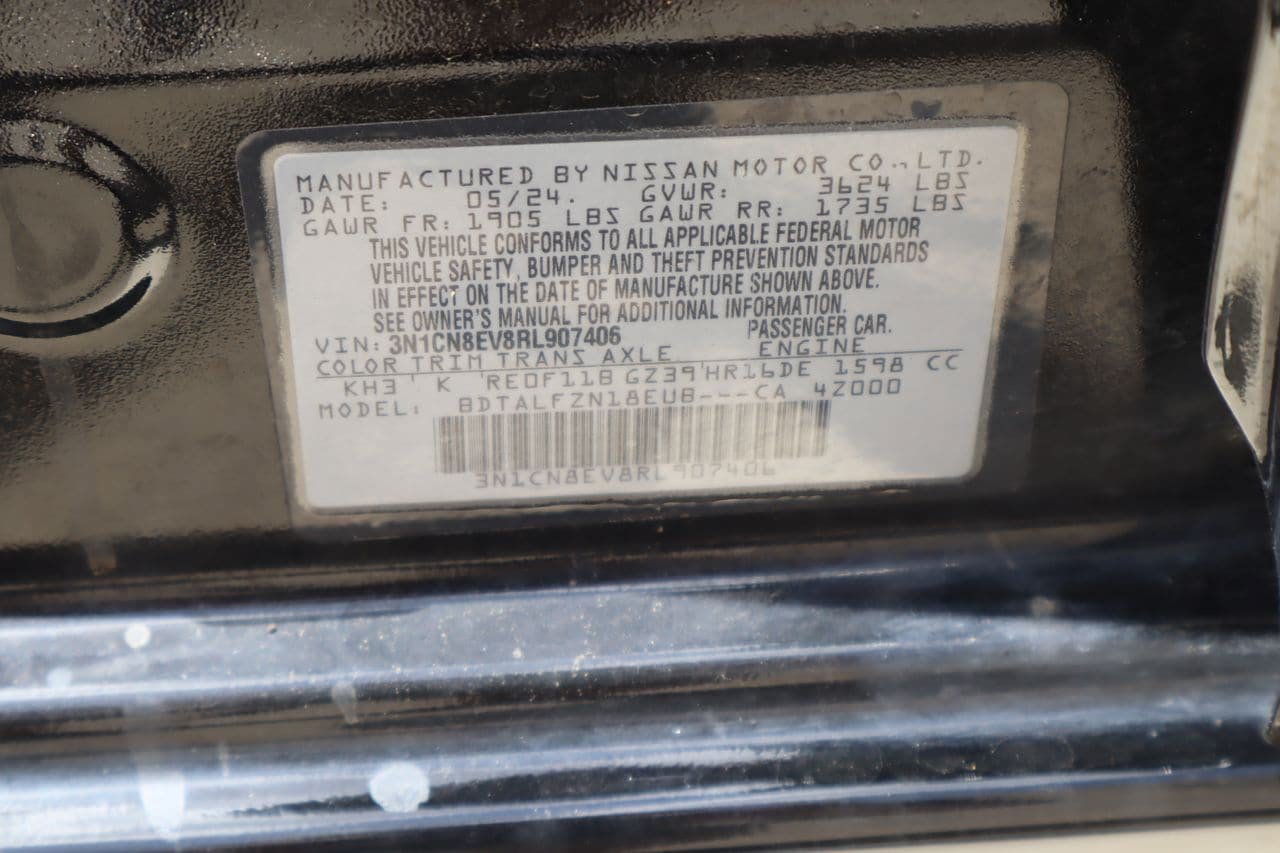 Used 2024 Nissan Versa SV FWD image 27
