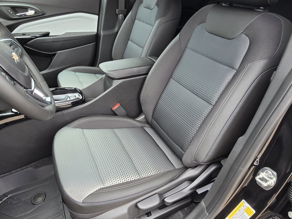 New 2026 Chevrolet Trax LT w/ Driver Confidence Package image 17