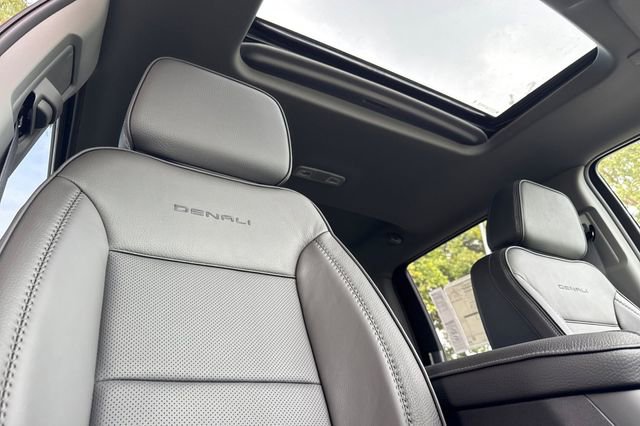 New 2026 GMC Sierra 2500 Denali w/ Denali Reserve Package image 18