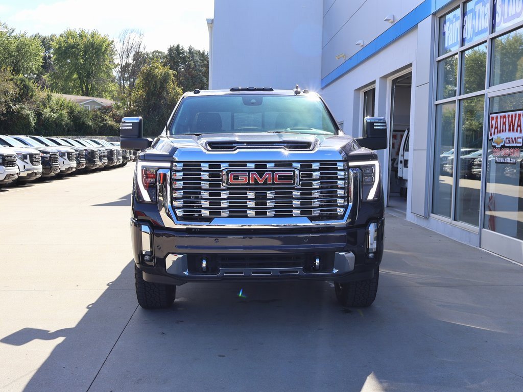 New 2025 GMC Sierra 2500 Denali w/ Denali Reserve Package image 5