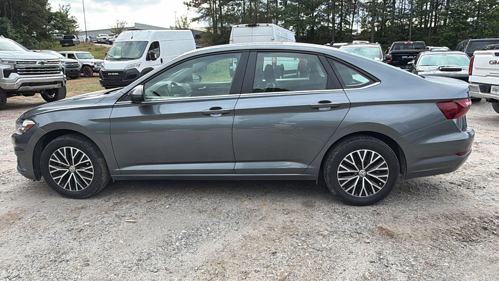 Used 2021 Volkswagen Jetta SE FWD image 11