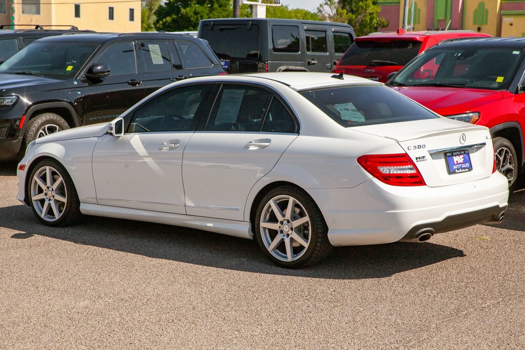 Used 2014 Mercedes-Benz C 300 4MATIC Sedan image 7