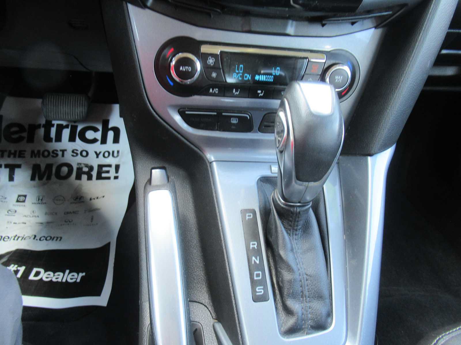 Used 2014 Ford Focus Titanium FWD image 28